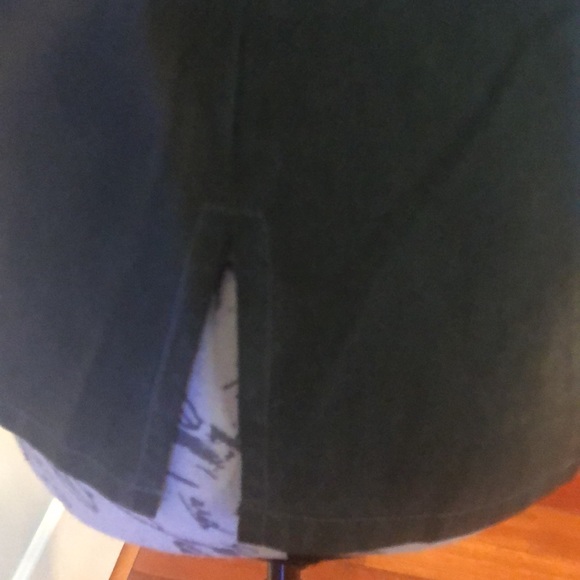 JH Collectibles button down shirt. Size 6 - Picture 8 of 14